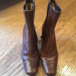 Aerosoles Brown Bootie Size 7
